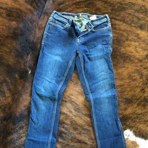 Women’s carhartt jeans size 6